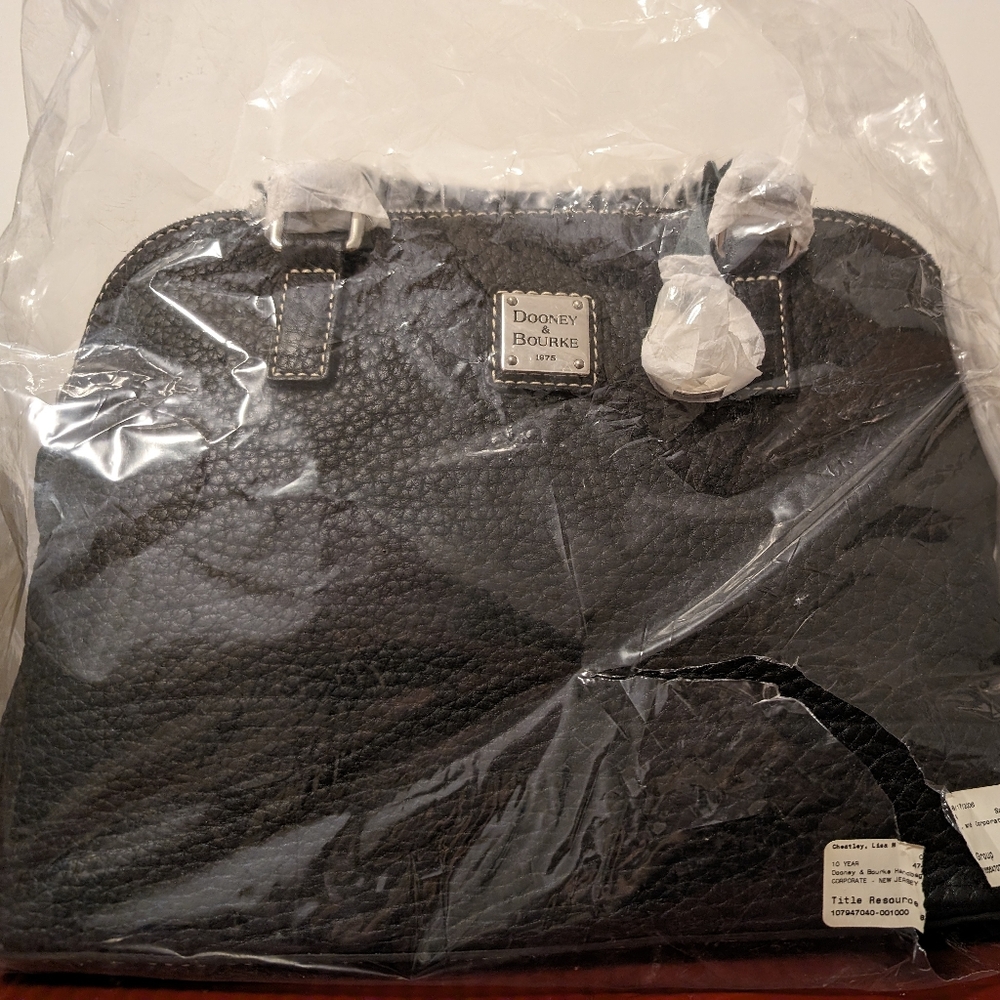 Dooney & Bourke Domed Zip Satchel Black